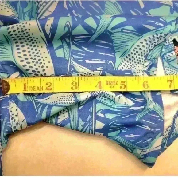 Vineyard Vines Swim Shorts Mens XS Board Trunks Blue Fish Lined Beach Fi… - Picture 11 of 11